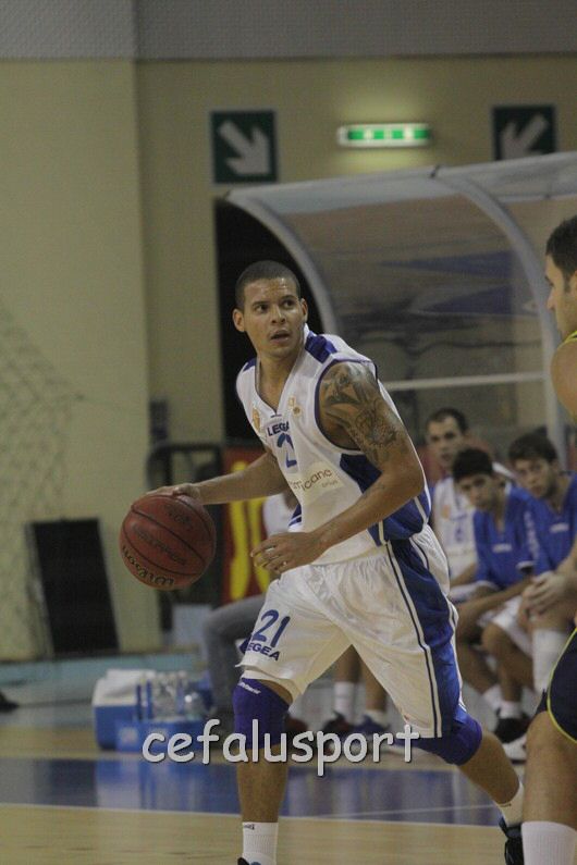 121014 basket 178_tn.jpg